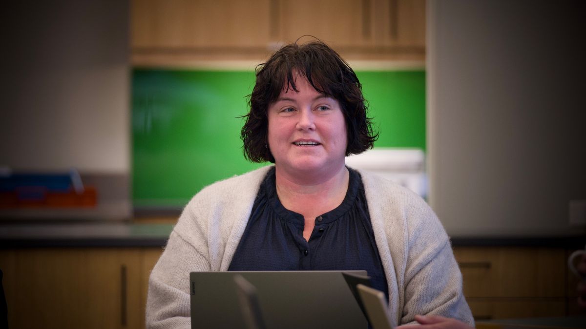 – Stikk innom for en prat