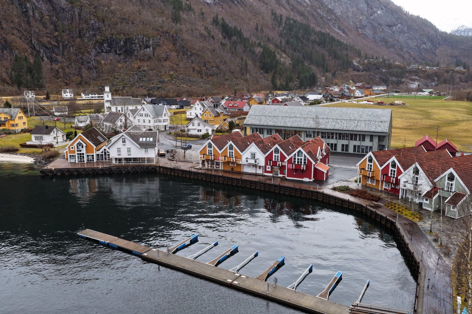 Nå blir det enda lysere kvelder i Modalen